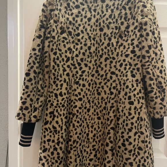 CAbi Animal Print Teddy Jacket - Picture 2 of 8